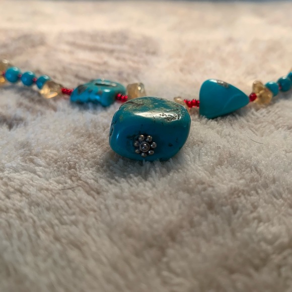 Turquoise and red stone bead necklace - Picture 4 of 4